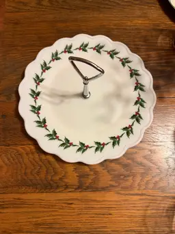 Vintage Christmas Holly Serving Tray – 10” Scalloped Plate with Metal Handle | Holiday Entertaining | Cookie Tray | Christmas Table Decor