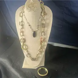 #38 - Black And Gold Unique Chain 4pc Lot
