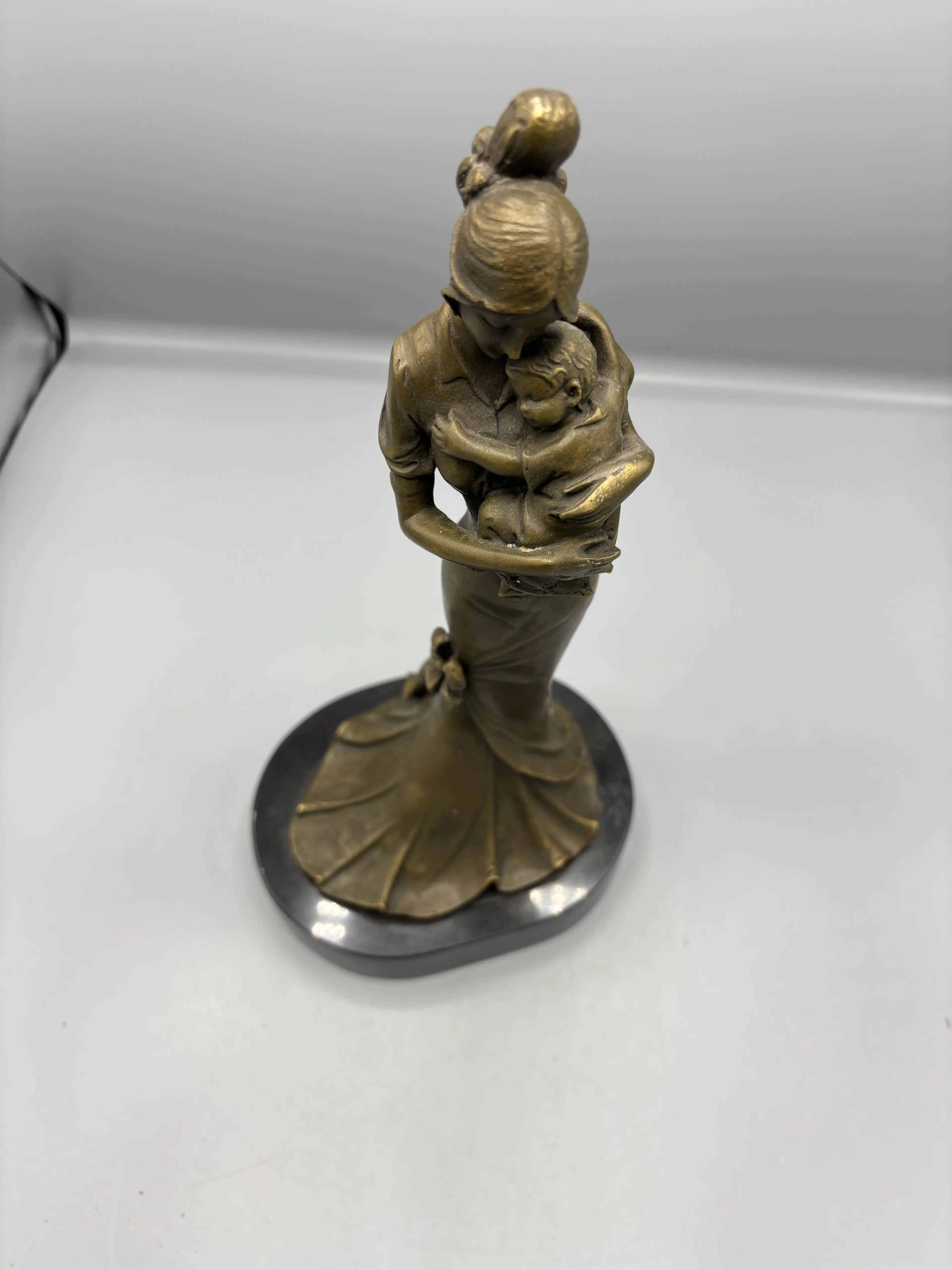 Image 2 of 6