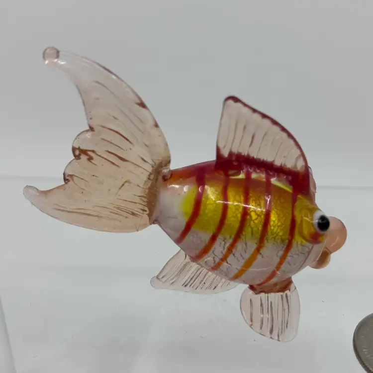Vintage Art Glass Goldfish / Koi Figurine 3"