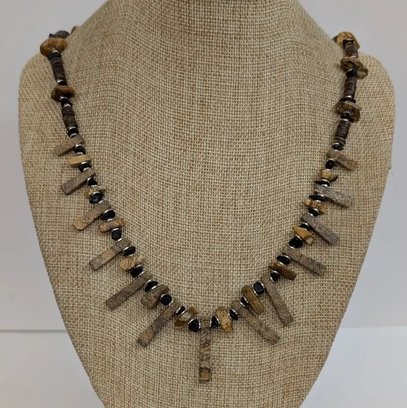 Jasper Graduated Fan Necklace Stone Beads Bib Collar Statement Toggle 20.5"