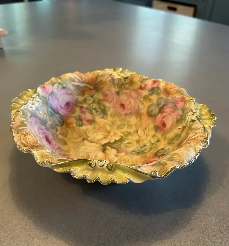 Antique Royal Bayreuth Rose Tapestry Porcelain Bowl 11”