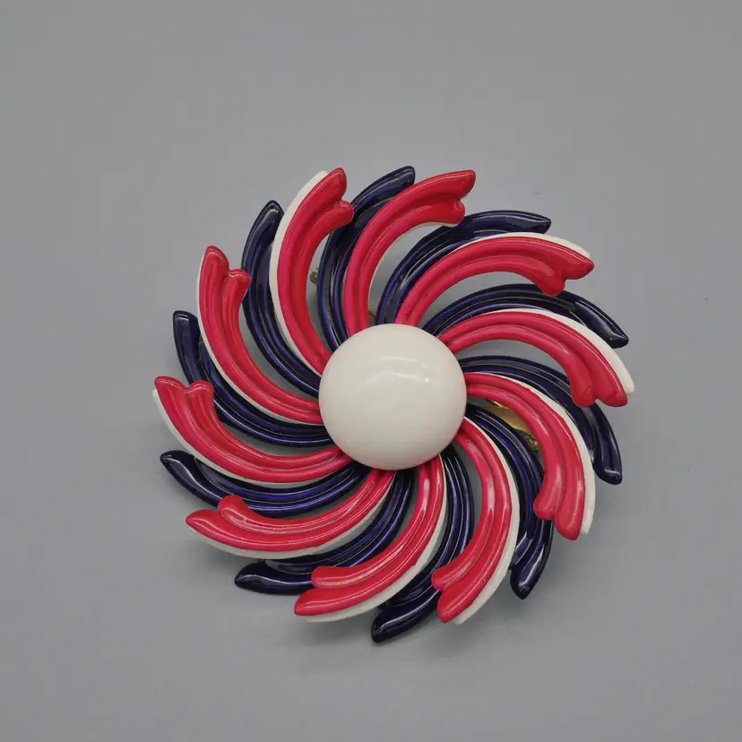 Vintage 3D Pinwheel Swirl Brooch Layered Pin Enameled Metal Red White Blue 2.5"