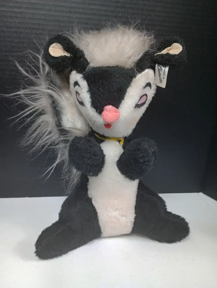 Vintage Carnival Toy Skunk Character Novelty Company made in So. Norwalk, Conn 12 in tall