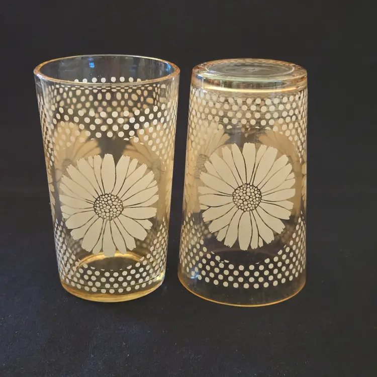 Juice Drinking Glasses Daisy Dots 3⅞" Tall Barware 2 in Set Vintage with Condition Issues