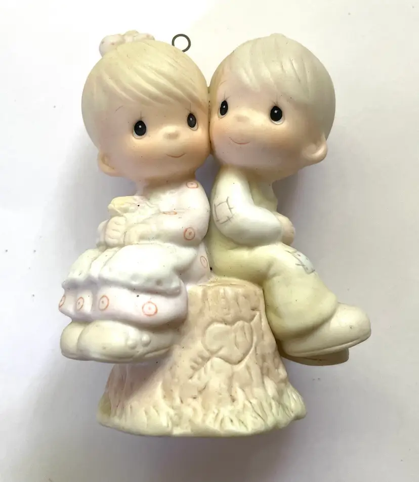 Precious Moments Ornament. 1989. “Love One Another”