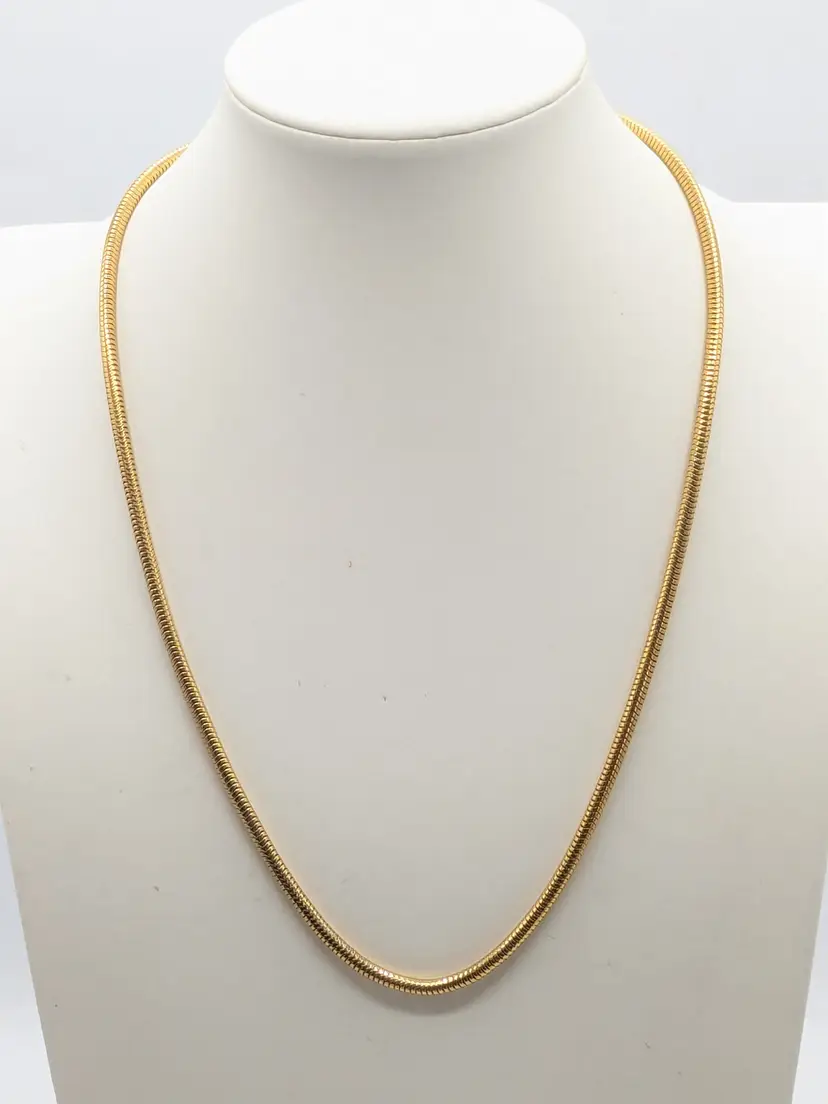Vintage Avon Gold Tone Snake Chain Necklace