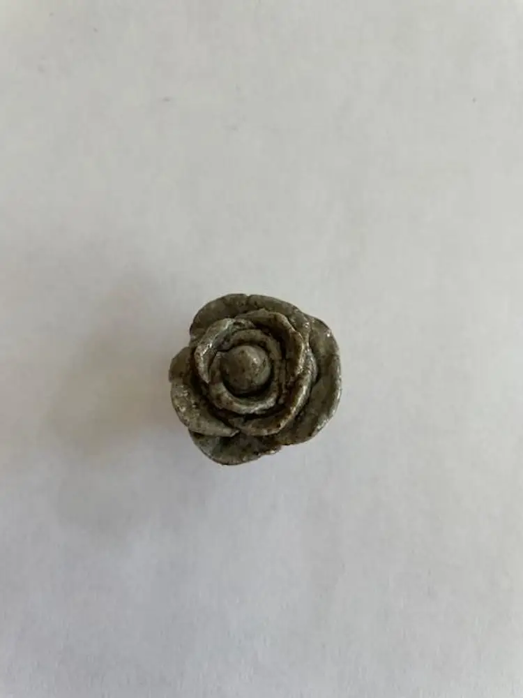 Pottery Rose Button/Bead