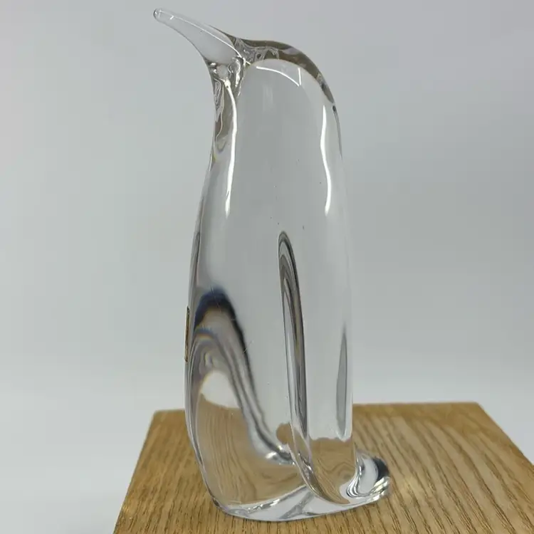 Daum France Crystal Art Glass Penguin Signed 5.25”