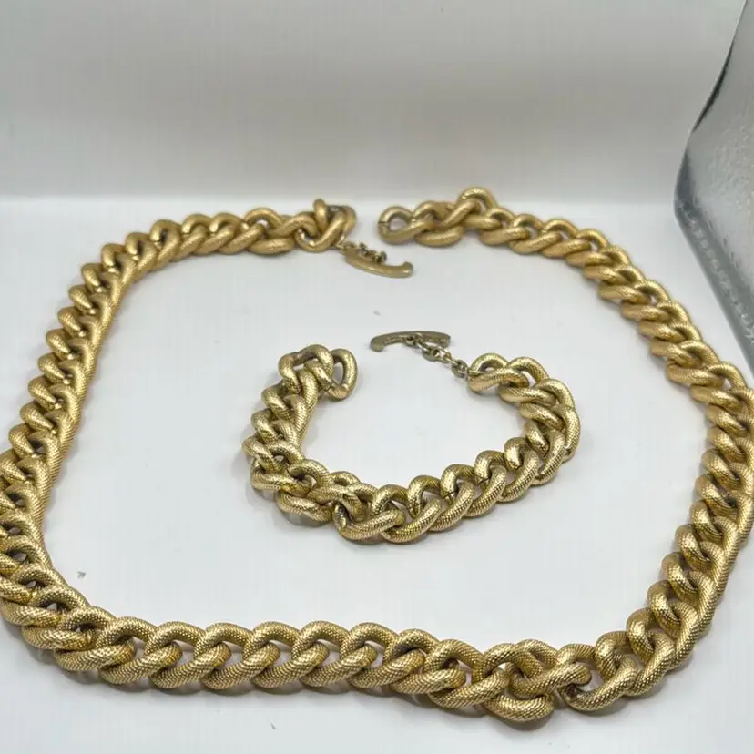 Vintage Jewelry Set Necklace And Bracelet 