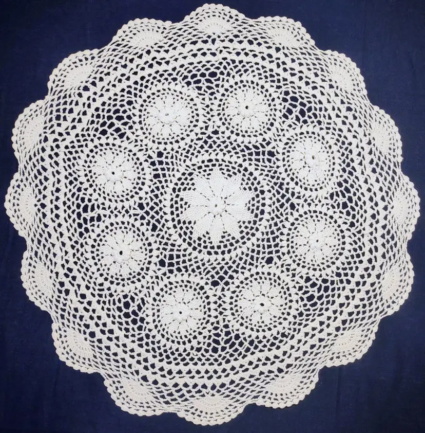 19" heavy cotton doilie - white - 26CG08 178