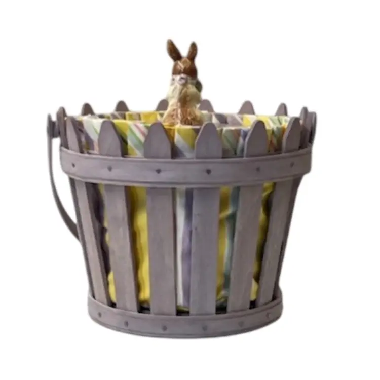 Lidded Easter Basket with Rabbit Knob
By Longaberger Handmade Baskets 
Dresden Ohio USA 2006
Stamped And Signed By Artist