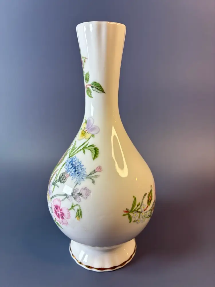 Aynsley Wild Tudor Fine Bone China Bud Vase 6.25”
