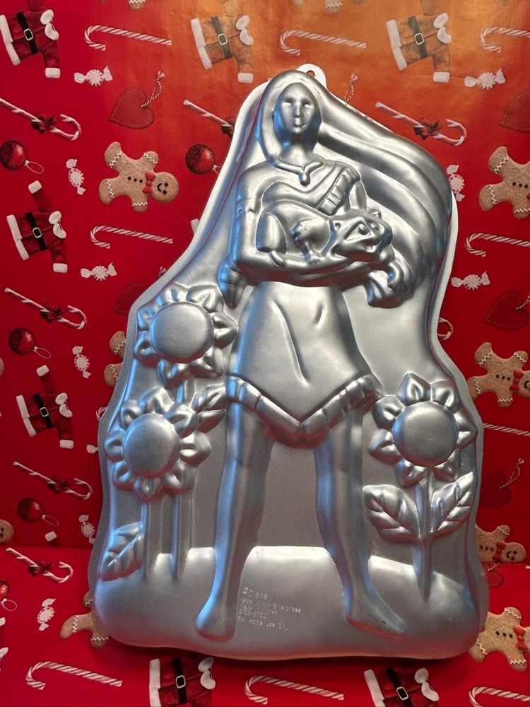 Vintage 1995 Wilton Pocahontas Cake Pan