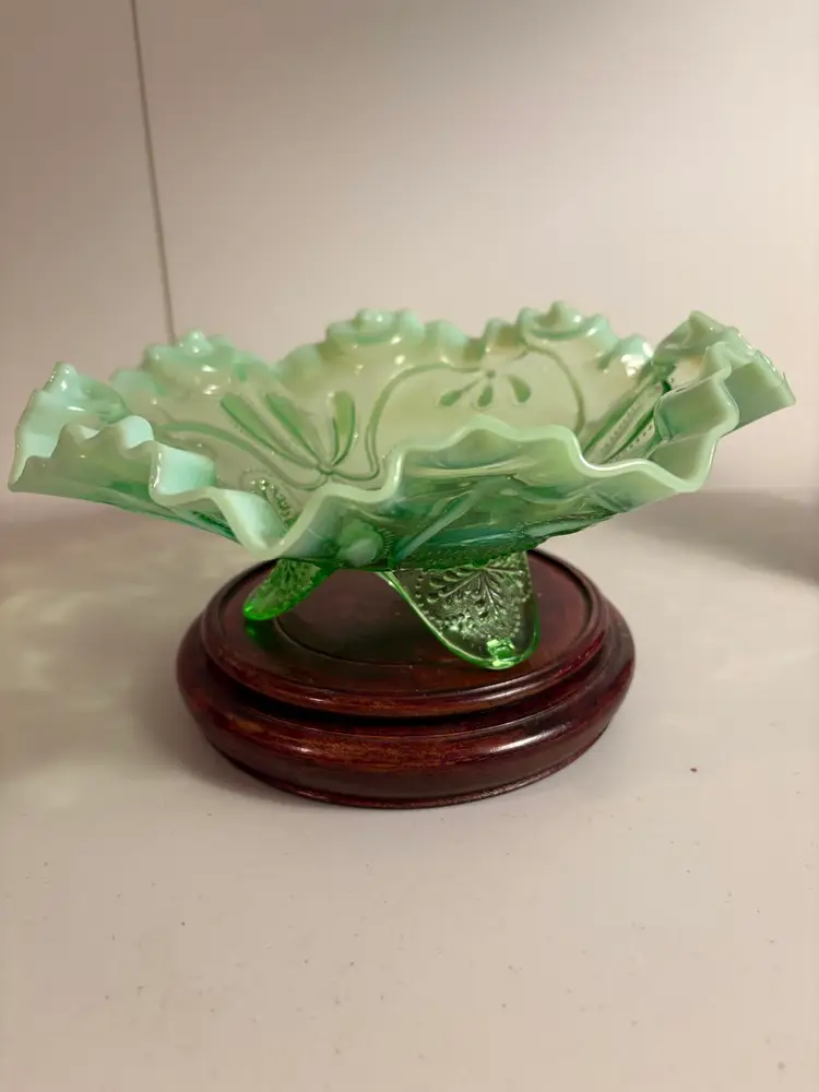 Vintage Green Opalescent Bowl Jefferson Glass Co