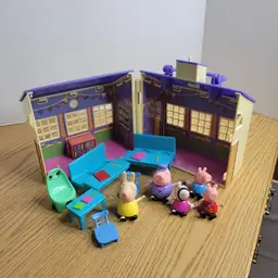 Peppa Pig School House