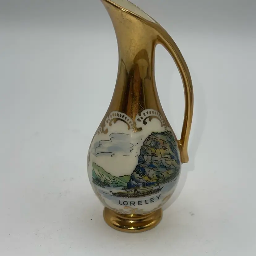 Beautiful Gold Vase Made In Bavaria