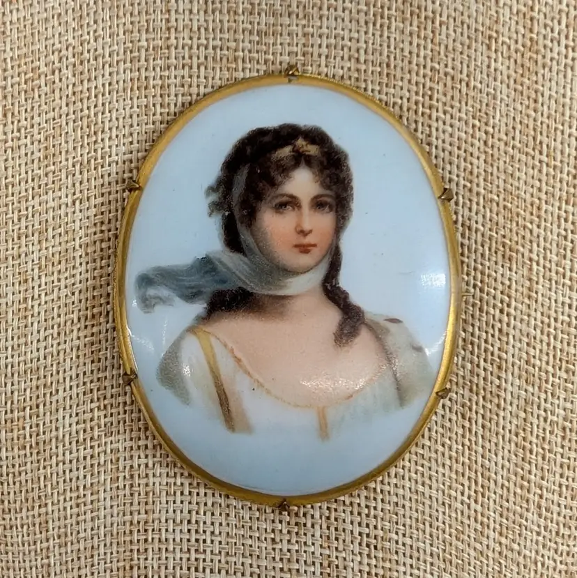 Antique Queen Louise of Prussia Portrait Porcelain Oval Brooch Transfer C Clasp