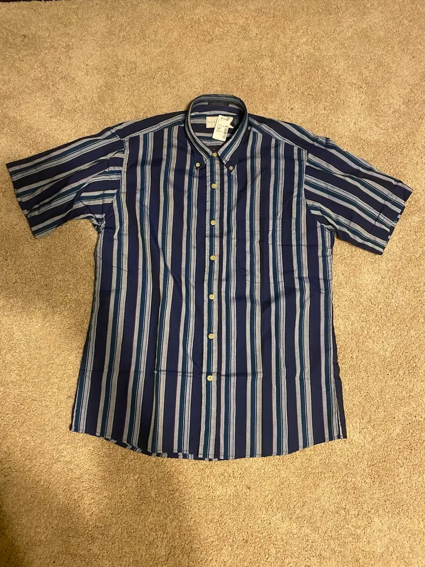 River Trader Men's Large Blue & Gray Striped Short Sleeve Button-Up Shirt - NWT