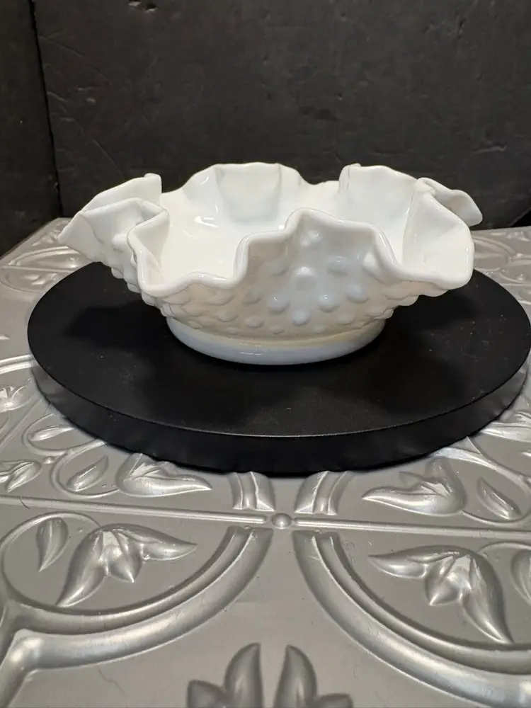 Vintage 1970’s Fenton Hobnail White Milk Glass Ruffled Edge Nut Bowl Candy Dish