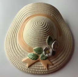Straw Basket Hobbyist Ceramic Wall Pocket