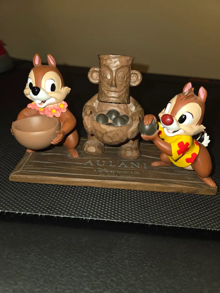 Disney Chip and Dale Hawaii Aulani Figurine