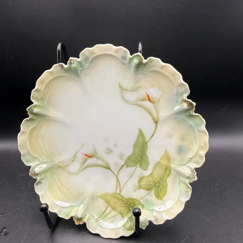 Antique Reinhold Schlegelmilch Cala Lily Plate