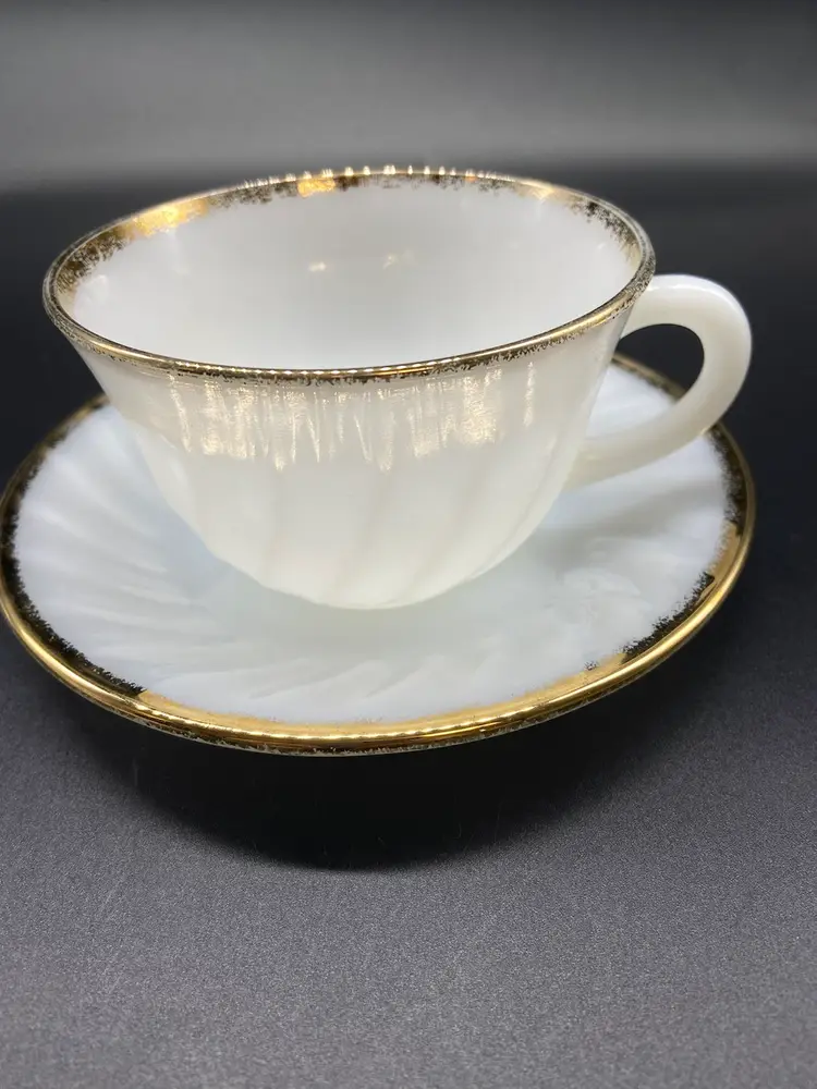 Fantastic  1950’s Fire King Set Of 6 Cups, And Saucers