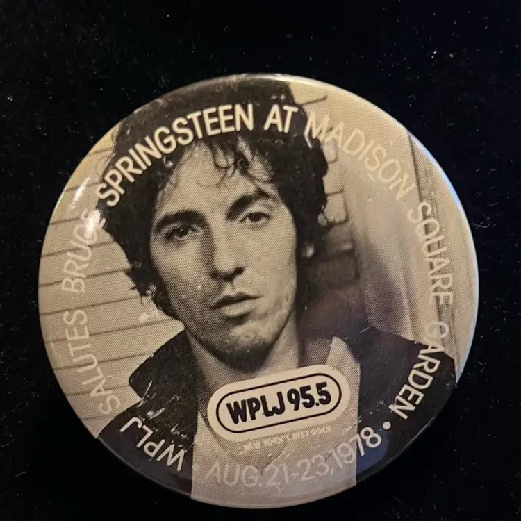 Vintage Bruce Springsteen button radio edition Madison Square Garden, August 21-23, 1978