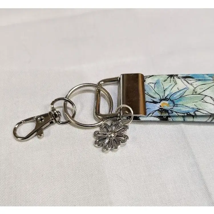 Handmade Wristlet Key Chain, Fob - Blue Daisies