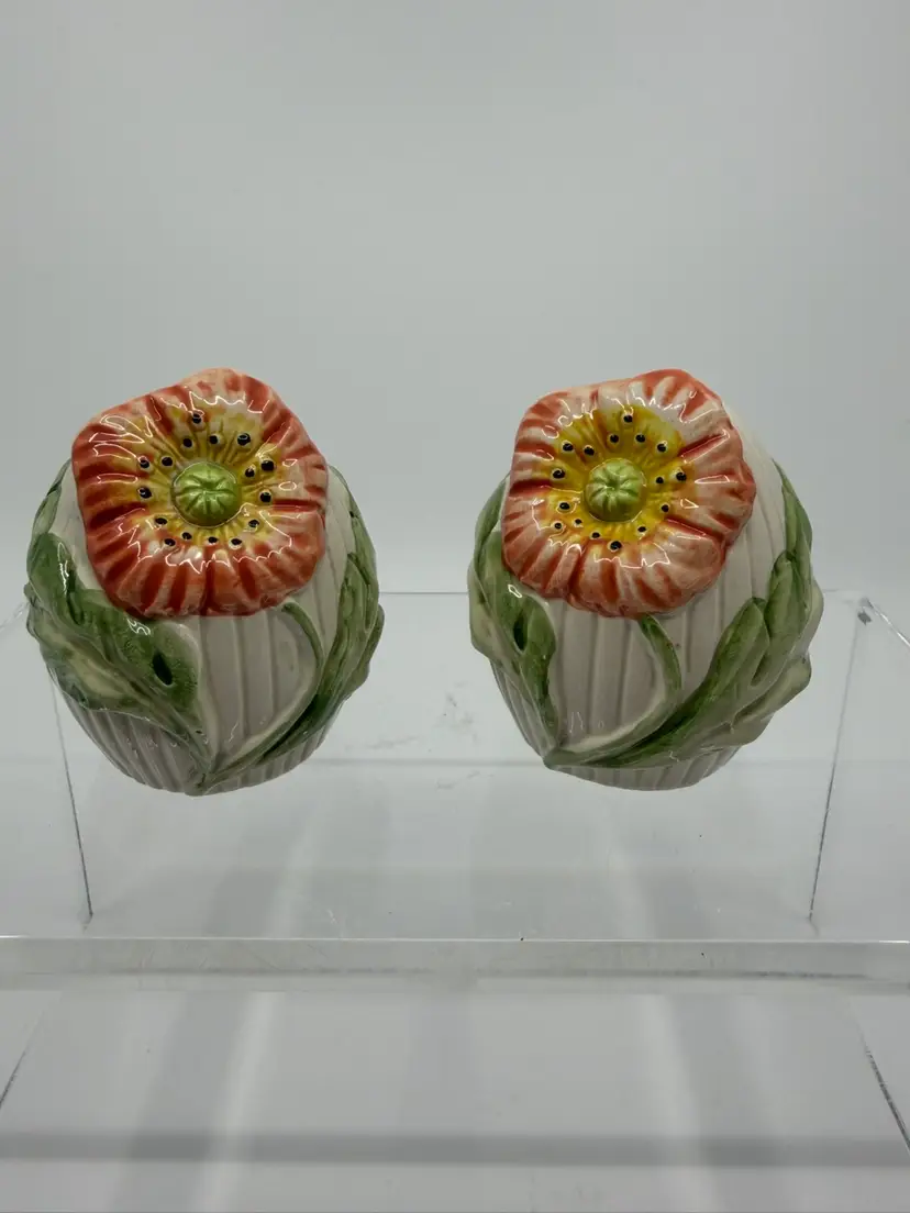 Vintage FITZ & FLOYD Spring Flowers Salt & Pepper Shakers