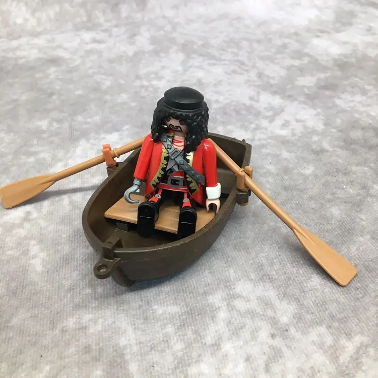 Playmobil Pirate w/Hook Hand Figure & Boat- Oar Hooks are different colors