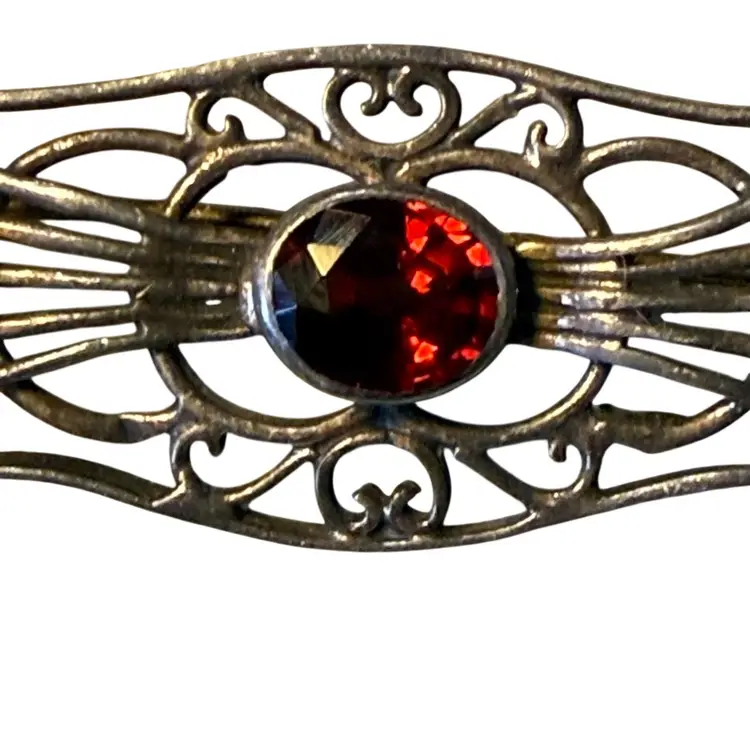 Garnet And 925 Sterling Silver Openwork Brooch