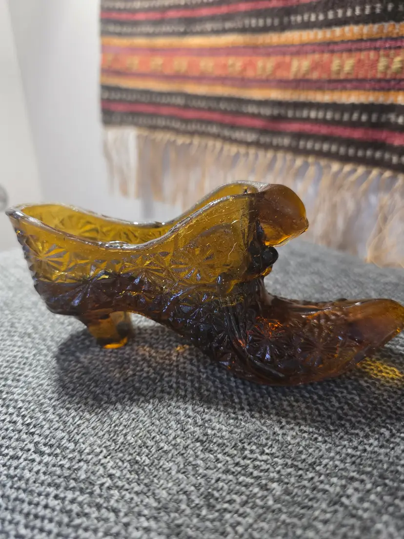 Fenton Glass Carnival Amber Daisy & Button Pattern Cat Head Shoe