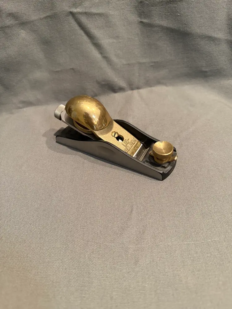 Lie Nielsen No. 9-1/2 Adjustable Mouth Block Plane