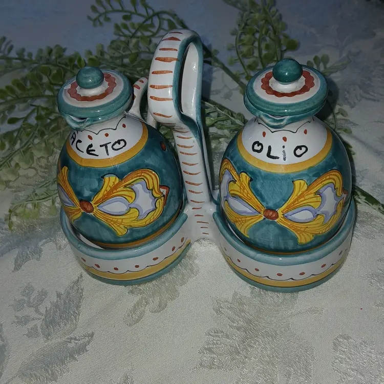 Italian oil and vinegar cruet set