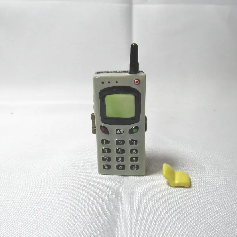 Cellphone Hinged Trinket Bow w/Book Trinket