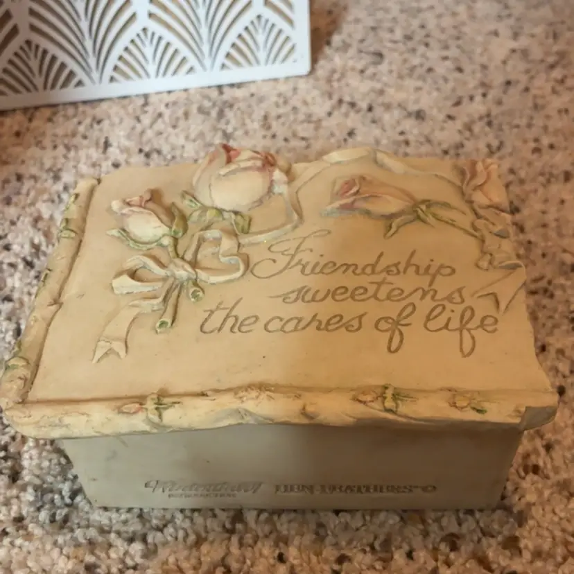 Friendship Flower Box