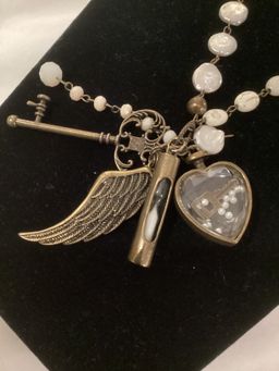 Angel Wing Heart Key Hour Glass necklace Remembrance Memorial In Memory Sympathy