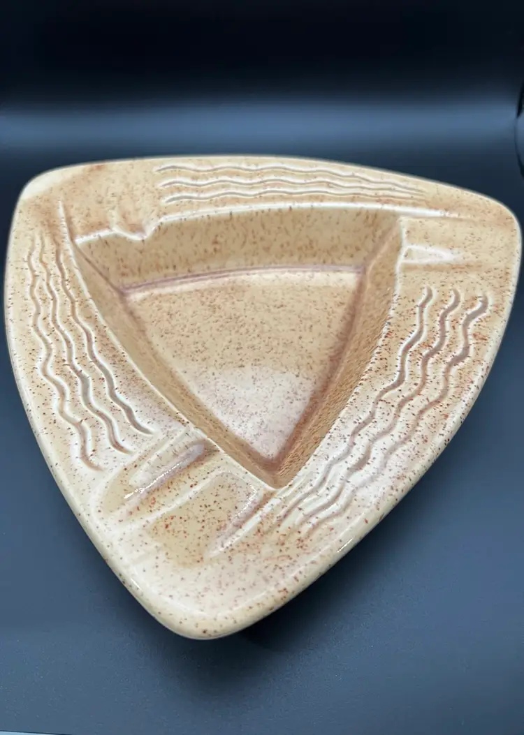 Vintage Mid Century Modern/MCM Tan  Speckled Glaze Ceramic Ashtray Pottery