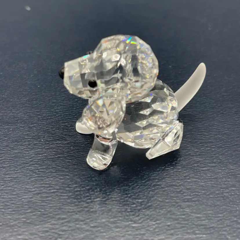 Swarovski Crystal Figurine Beagle Puppy Dog Sitting 1.25” Tall
