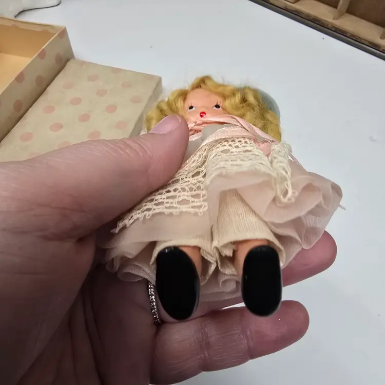 Sweet Vintage Nancy Ann Storybook Doll 130 Dainty Dolly Pink & Blue