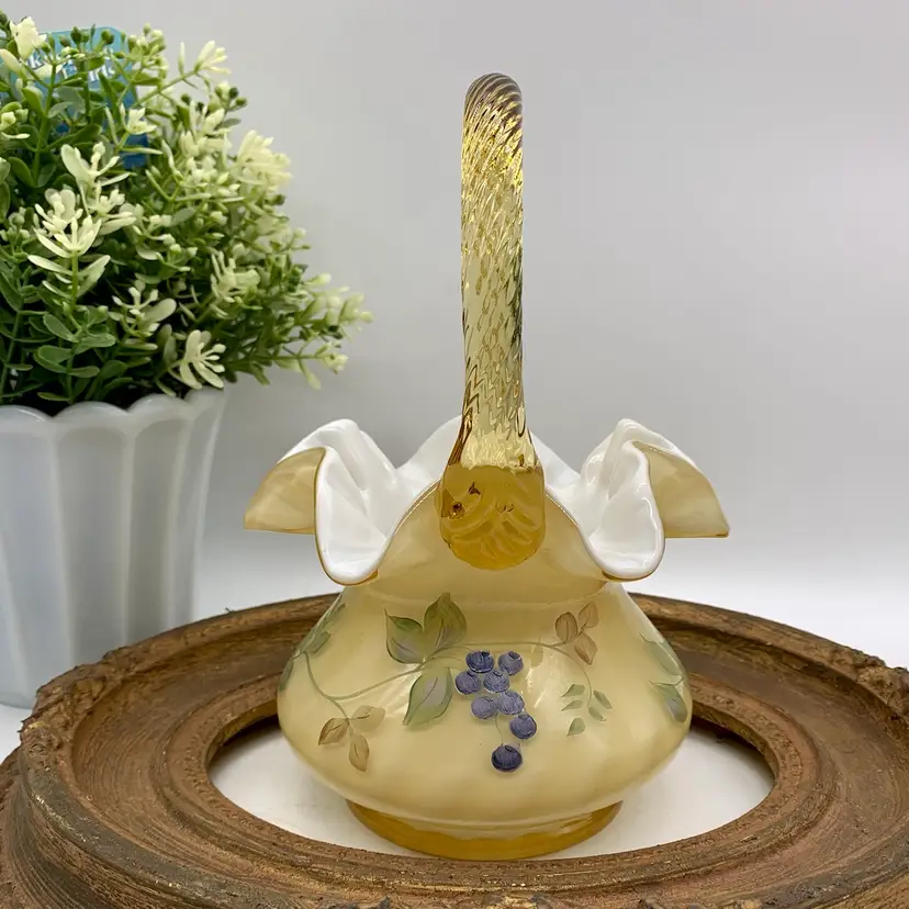 Signed Fenton Family Signature Series Mountain Berry Basket Stephens