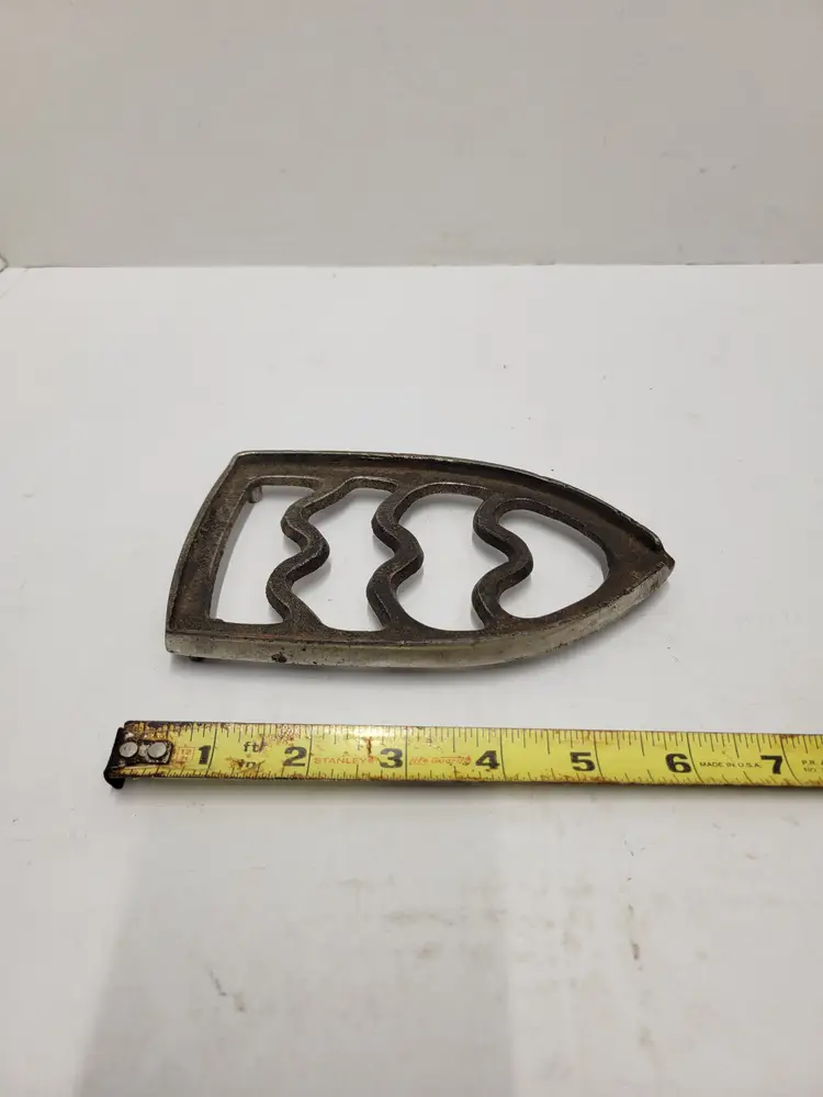 Antique Style Hot Iron REST Plate
