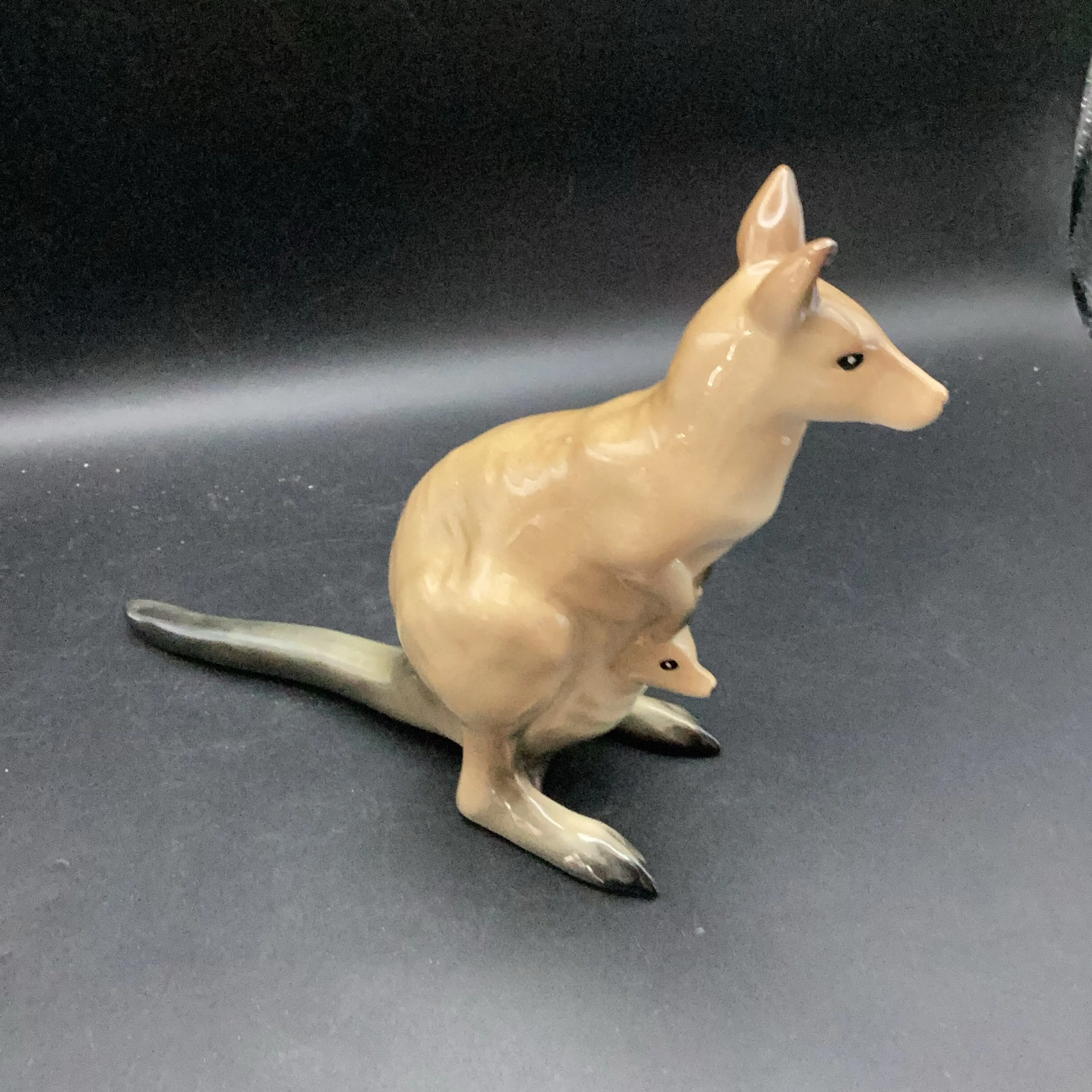 Image 1 of 7
