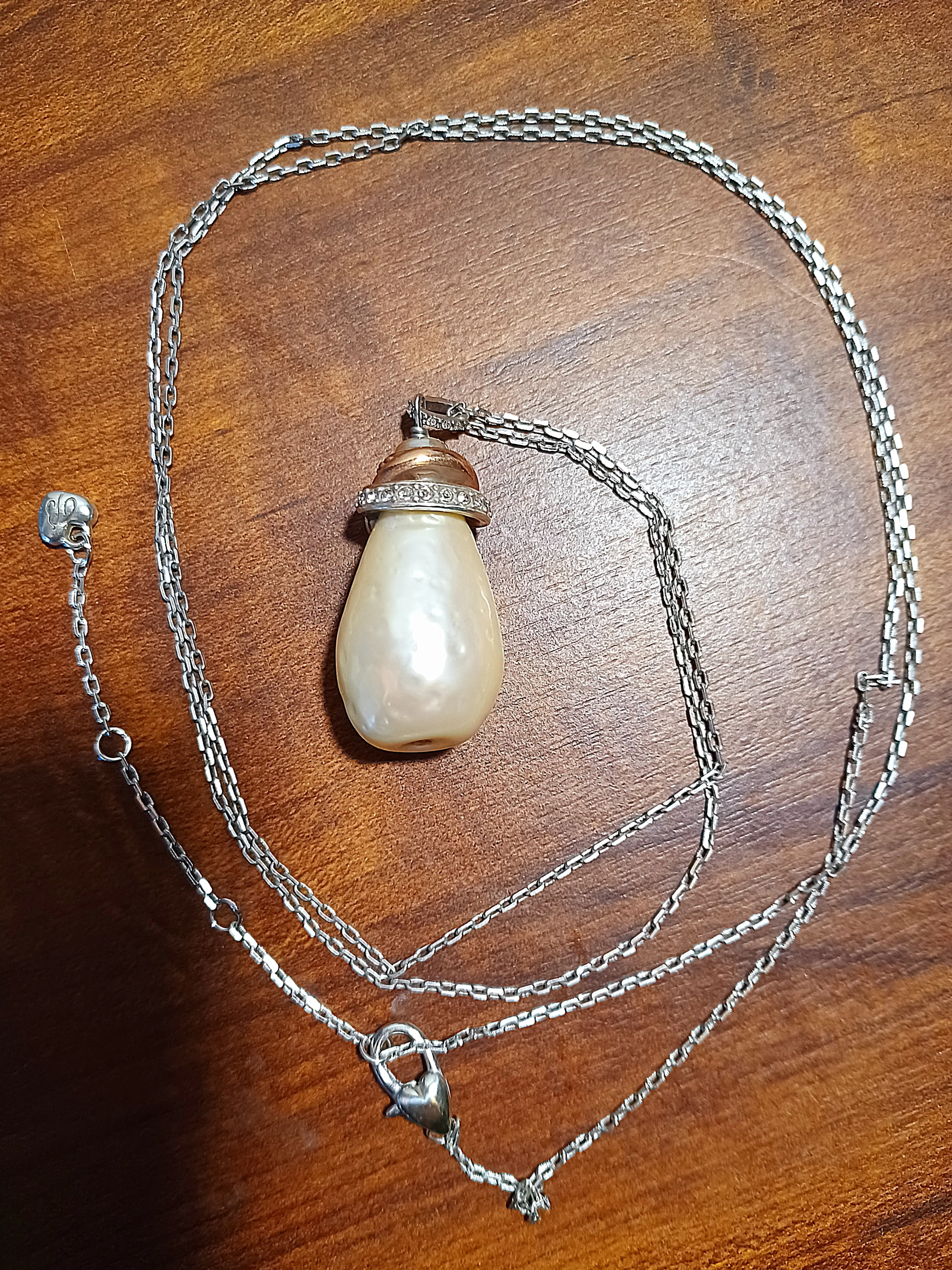 Image 2 of 2