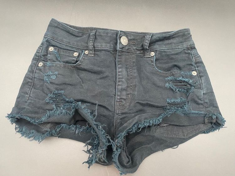 American Eagle Women's Size 0 Stretch Fit Black Distressed Cut-Off Jean Shorts