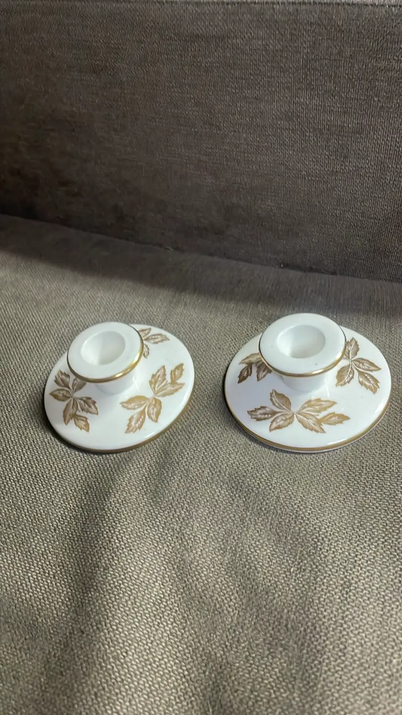 Wedgwood Bone China Gold TONQUIN Made in England candle holders gold leaf