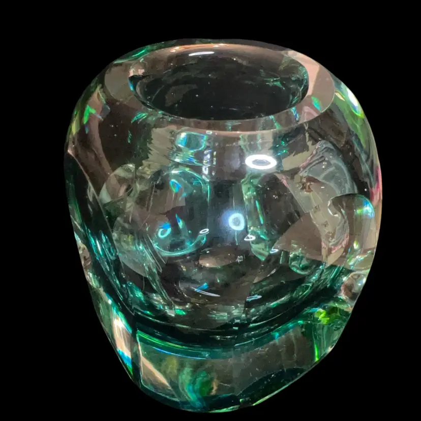 Gorgeous Murano Sommerso art glass vase by Flavio Poli. Blues, Greens, Excellent Condition 4.5” Coastal Decor Beach Ocean Colors