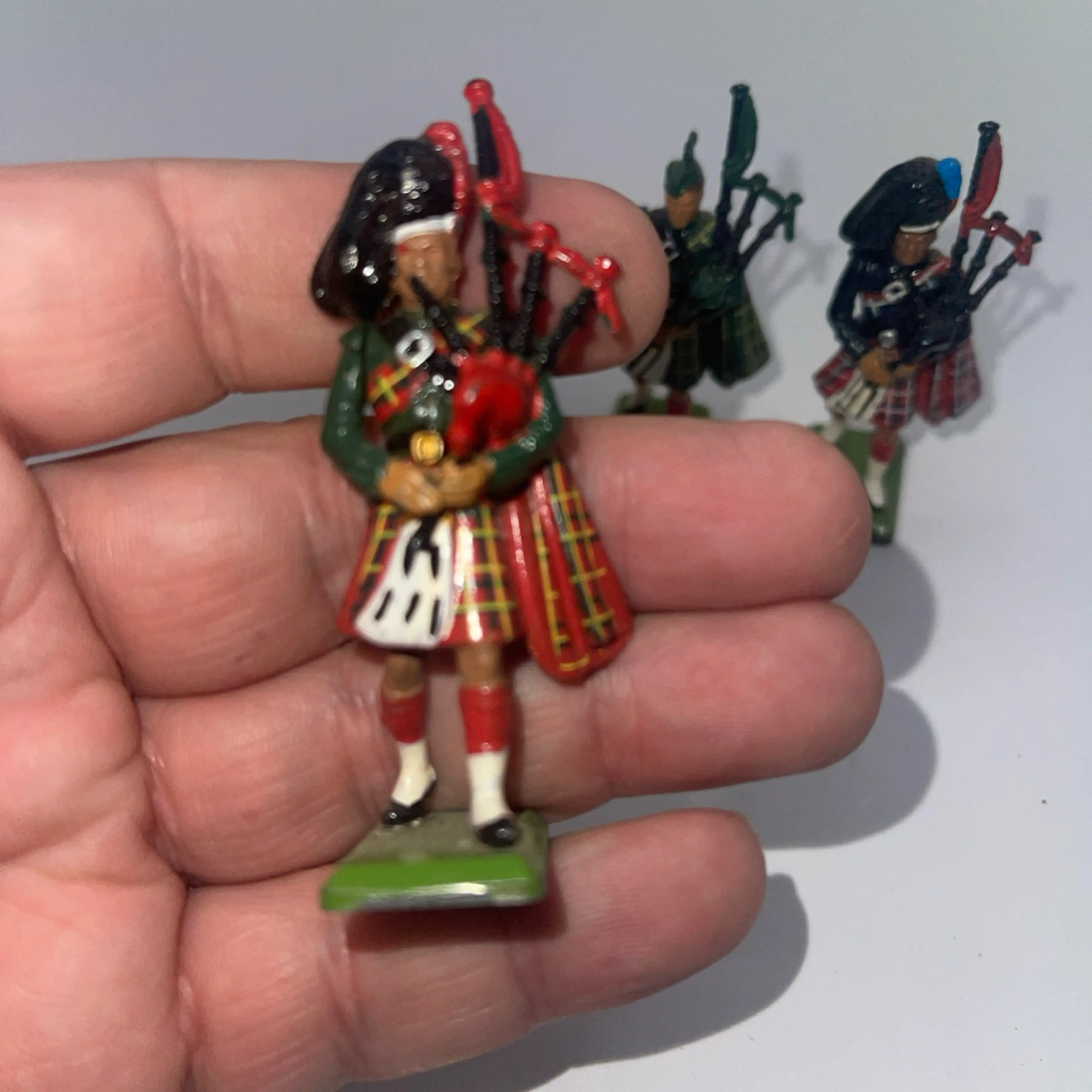 Image 4 of 8